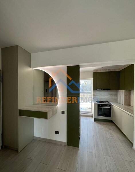 Ramnicu Valcea, vanzare 3 camere 105 mp.
