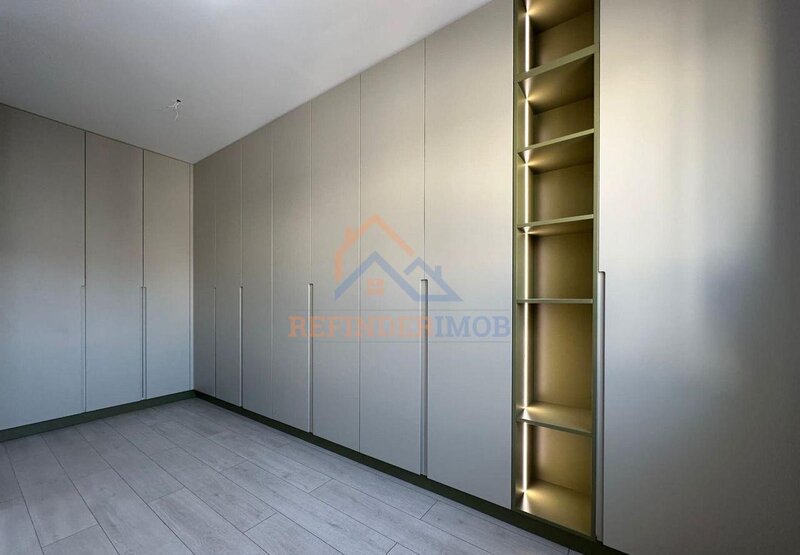 Ramnicu Valcea, vanzare 3 camere 105 mp.