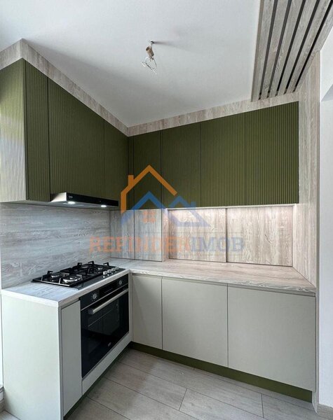 Ramnicu Valcea, vanzare 3 camere 105 mp.